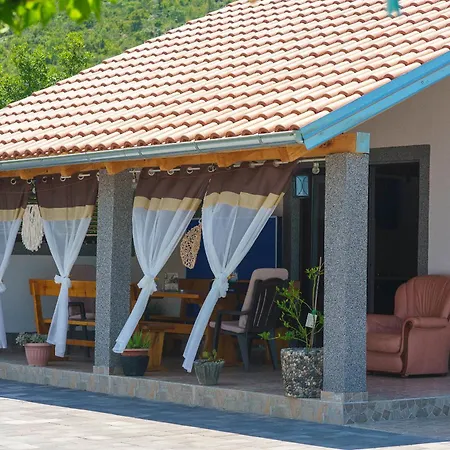 Casa Rural M&m By Suitesliving